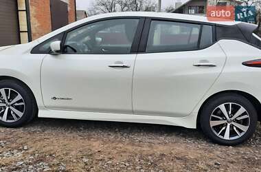 Хетчбек Nissan Leaf 2019 в Немирові