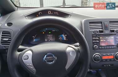 Хетчбек Nissan Leaf 2013 в Житомирі