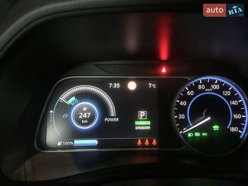 Хетчбек Nissan Leaf 2018 в Мостиській