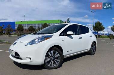 Хэтчбек Nissan Leaf 2015 в Одессе