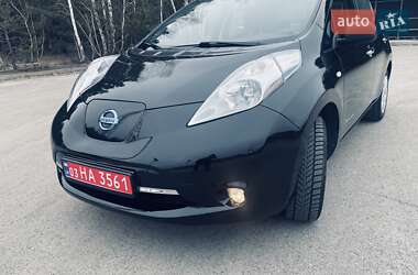 Хэтчбек Nissan Leaf 2016 в Бородянке