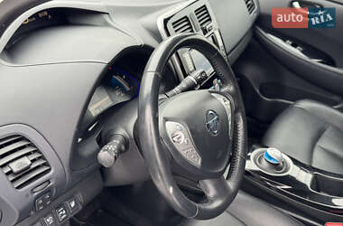 Хэтчбек Nissan Leaf 2014 в Ровно