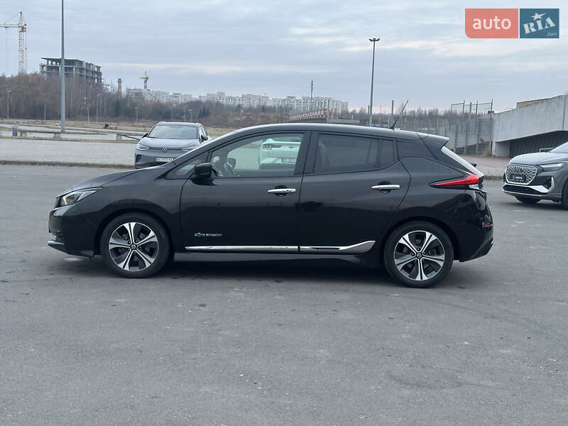 Хэтчбек Nissan Leaf 2018 в Львове