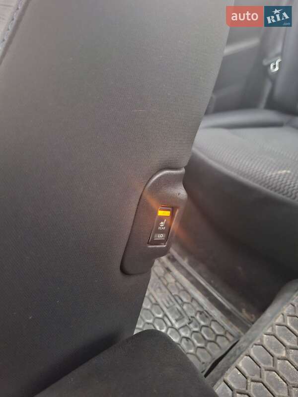 Хетчбек Nissan Leaf 2015 в Трускавці