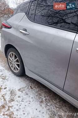 Хетчбек Nissan Leaf 2020 в 
