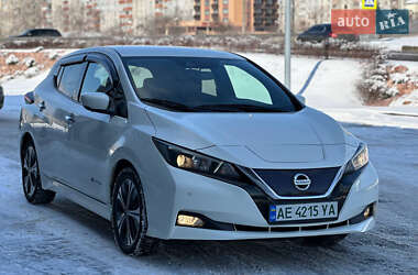 Хэтчбек Nissan Leaf 2019 в Днепре