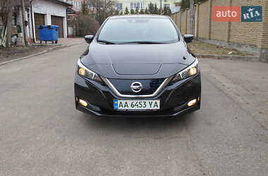 Хэтчбек Nissan Leaf 2021 в Киеве