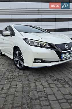 Хэтчбек Nissan Leaf 2019 в Ровно