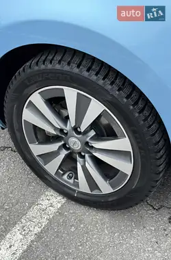 Nissan Leaf 2014