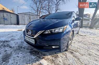 Хетчбек Nissan Leaf 2018 в Черкасах