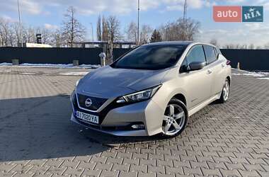 Хетчбек Nissan Leaf 2018 в Кагарлику