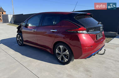 Хэтчбек Nissan Leaf 2020 в Черновцах