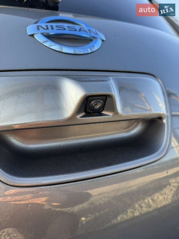 Хэтчбек Nissan Leaf 2015 в Шепетовке