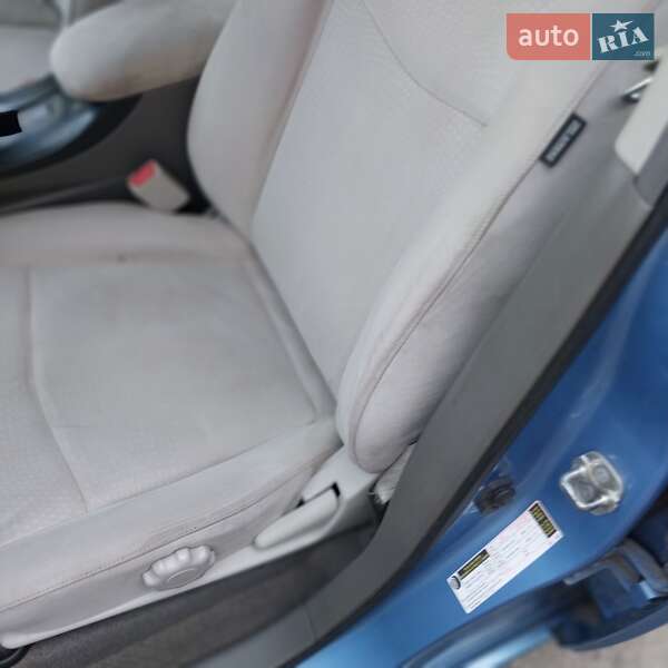 Хэтчбек Nissan Leaf 2012 в Киеве фото 9 Хэтчбек Nissan Leaf 2012 в Киеве