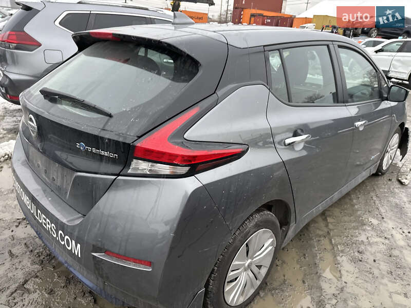 Хэтчбек Nissan Leaf 2018 в Черкассах