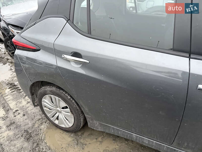 Хэтчбек Nissan Leaf 2018 в Черкассах