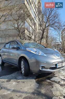 Хетчбек Nissan Leaf 2014 в Києві