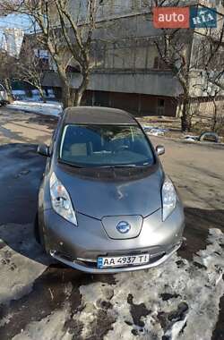 Хетчбек Nissan Leaf 2014 в Києві