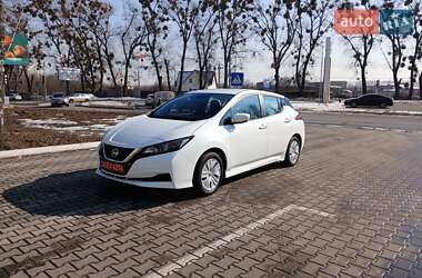 Хэтчбек Nissan Leaf 2021 в Киеве