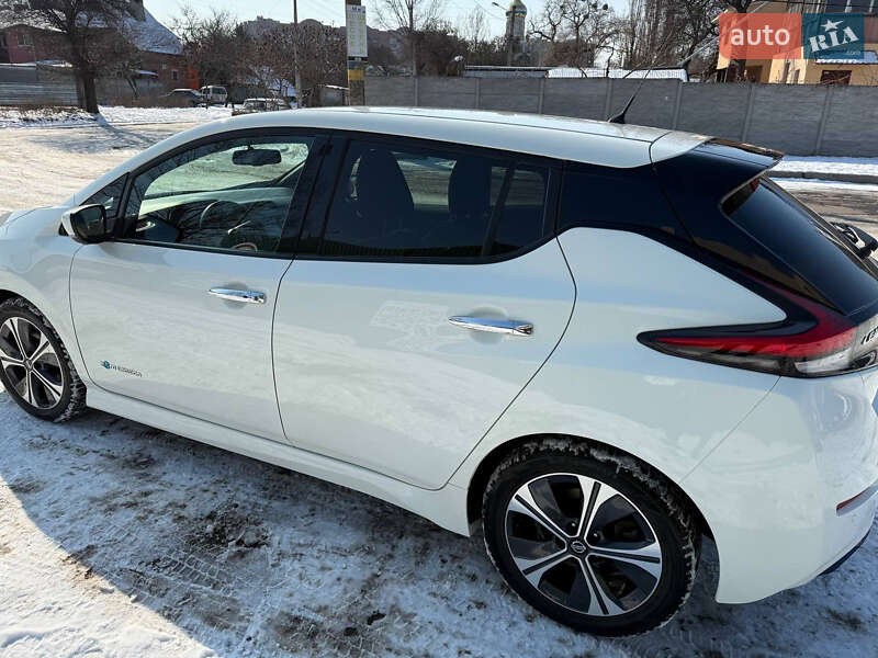 Хэтчбек Nissan Leaf 2019 в Харькове