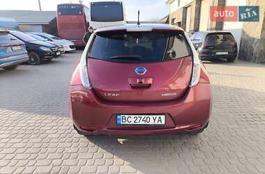 Хэтчбек Nissan Leaf 2014 в 