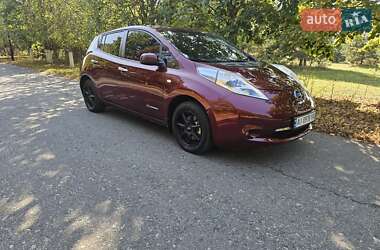 Хетчбек Nissan Leaf 2016 в Софіївській Борщагівці