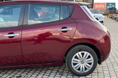 Хэтчбек Nissan Leaf 2017 в Львове