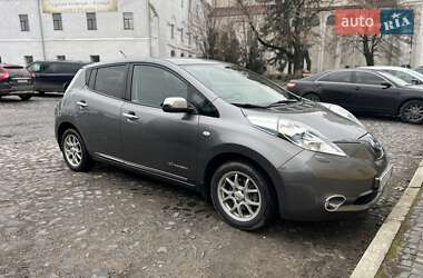 Хэтчбек Nissan Leaf 2014 в Луцке