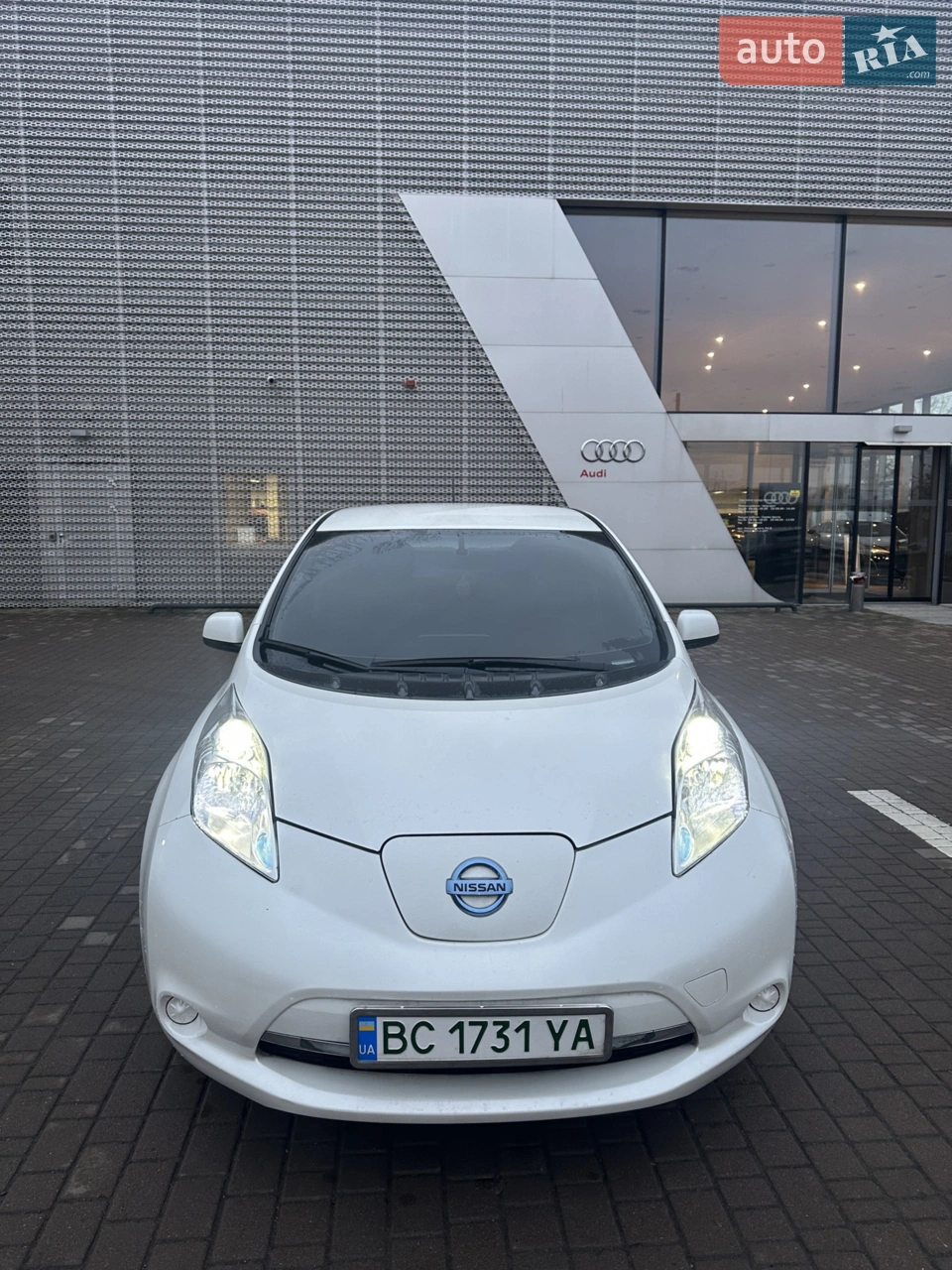 2016 Nissan Leaf - мініатюра 9