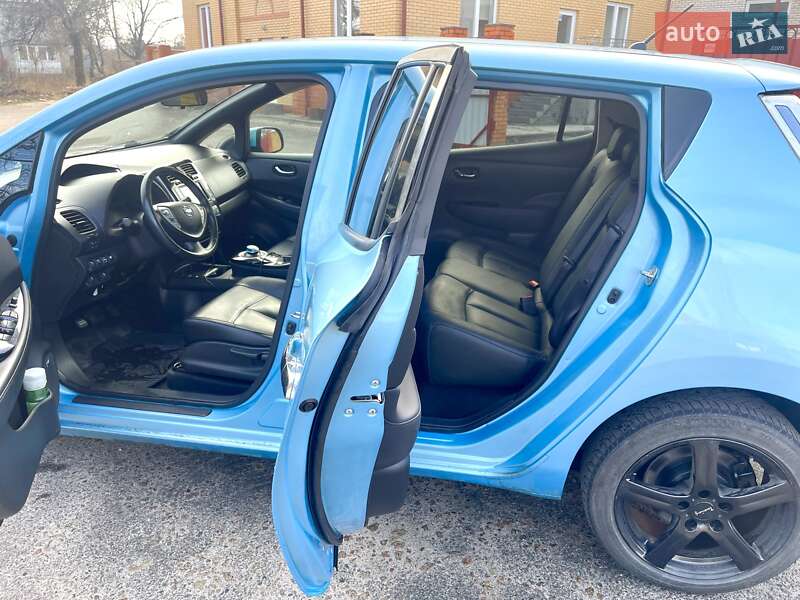 Хетчбек Nissan Leaf 2014 в Києві фото 9 Хетчбек Nissan Leaf 2014 в Києві