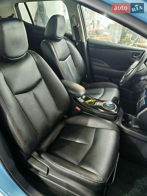 Хетчбек Nissan Leaf 2014 в Києві фото 35 Хетчбек Nissan Leaf 2014 в Києві
