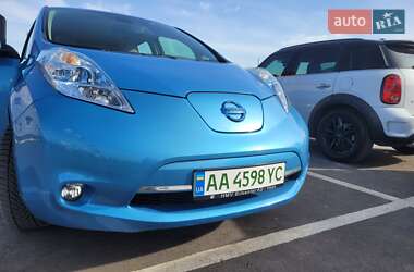 Хэтчбек Nissan Leaf 2011 в Киеве