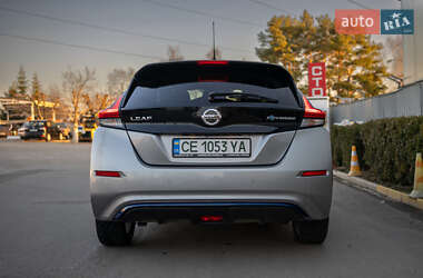Хэтчбек Nissan Leaf 2019 в 