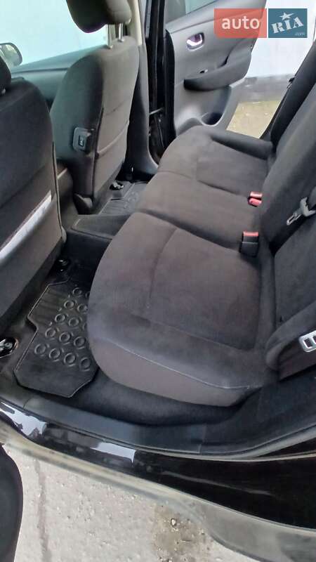 Хэтчбек Nissan Leaf 2014 в Кременчуге фото 13 Хэтчбек Nissan Leaf 2014 в Кременчуге