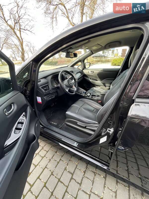Хэтчбек Nissan Leaf 2019 в Одессе