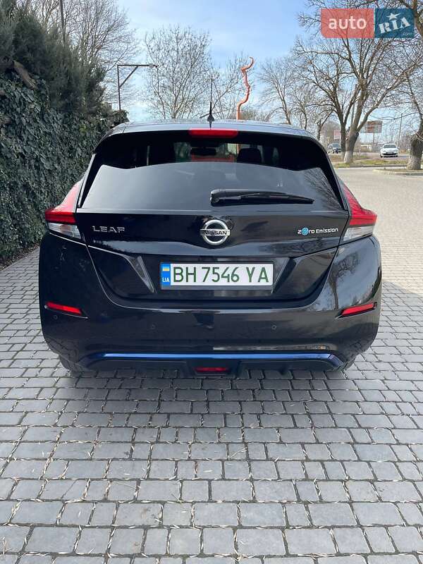 Хэтчбек Nissan Leaf 2019 в Одессе