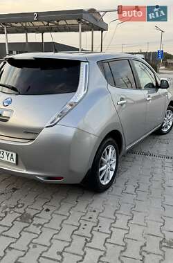 Хэтчбек Nissan Leaf 2017 в Львове