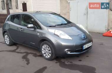 Хэтчбек Nissan Leaf 2013 в Каменском