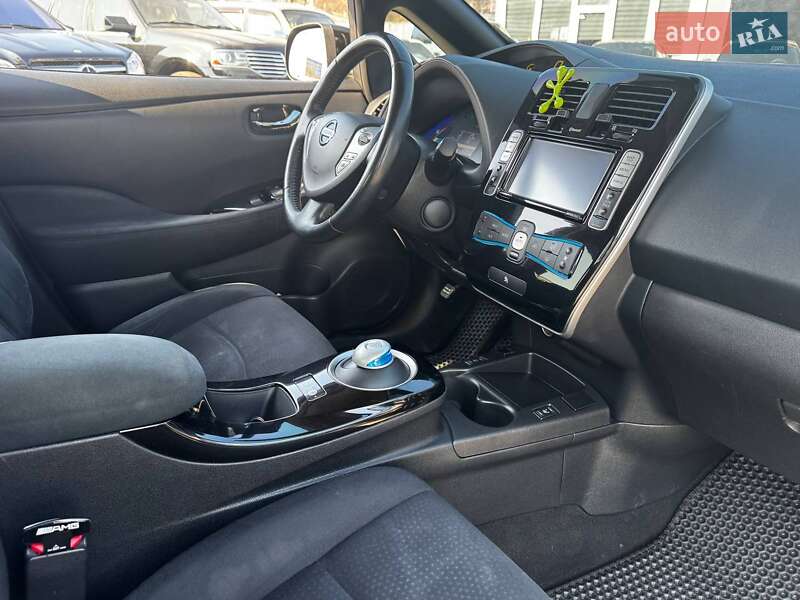 Хэтчбек Nissan Leaf 2014 в Харькове