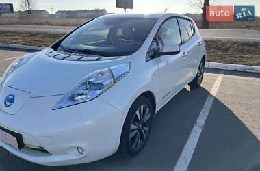 Хэтчбек Nissan Leaf 2012 в Луцке