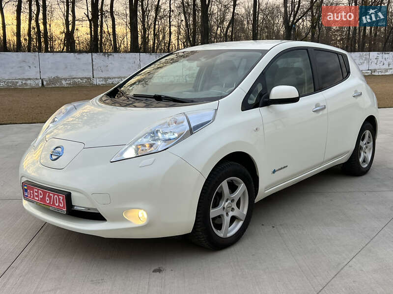 Хэтчбек Nissan Leaf 2013 в Луцке