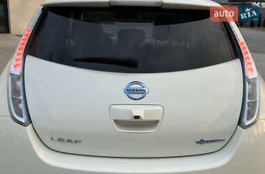 Хэтчбек Nissan Leaf 2013 в Луцке