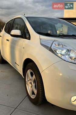 Хэтчбек Nissan Leaf 2013 в Луцке