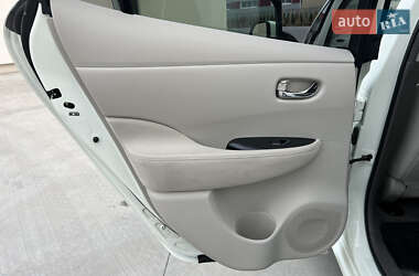 Хэтчбек Nissan Leaf 2013 в Луцке