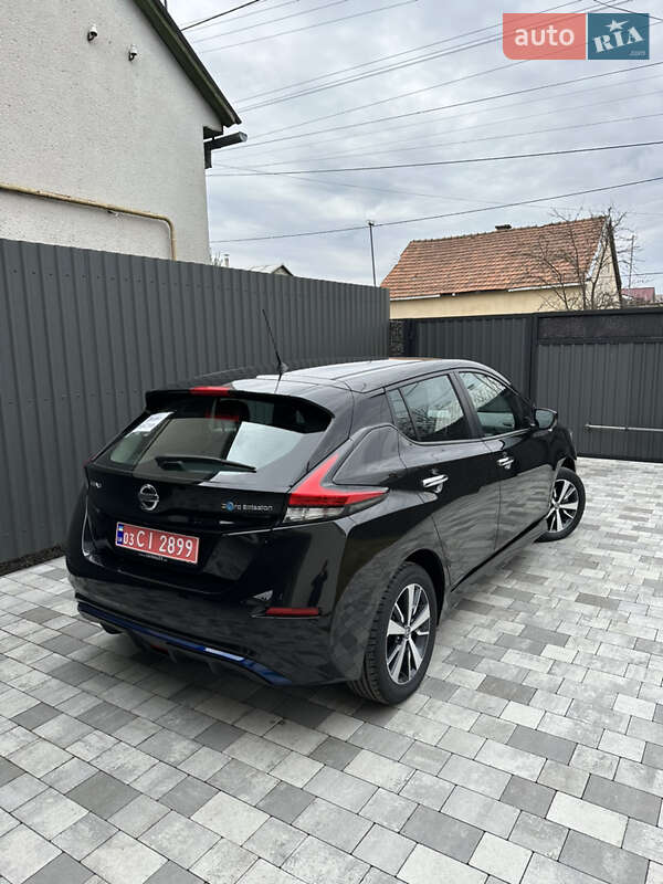 Хэтчбек Nissan Leaf 2020 в Хусте
