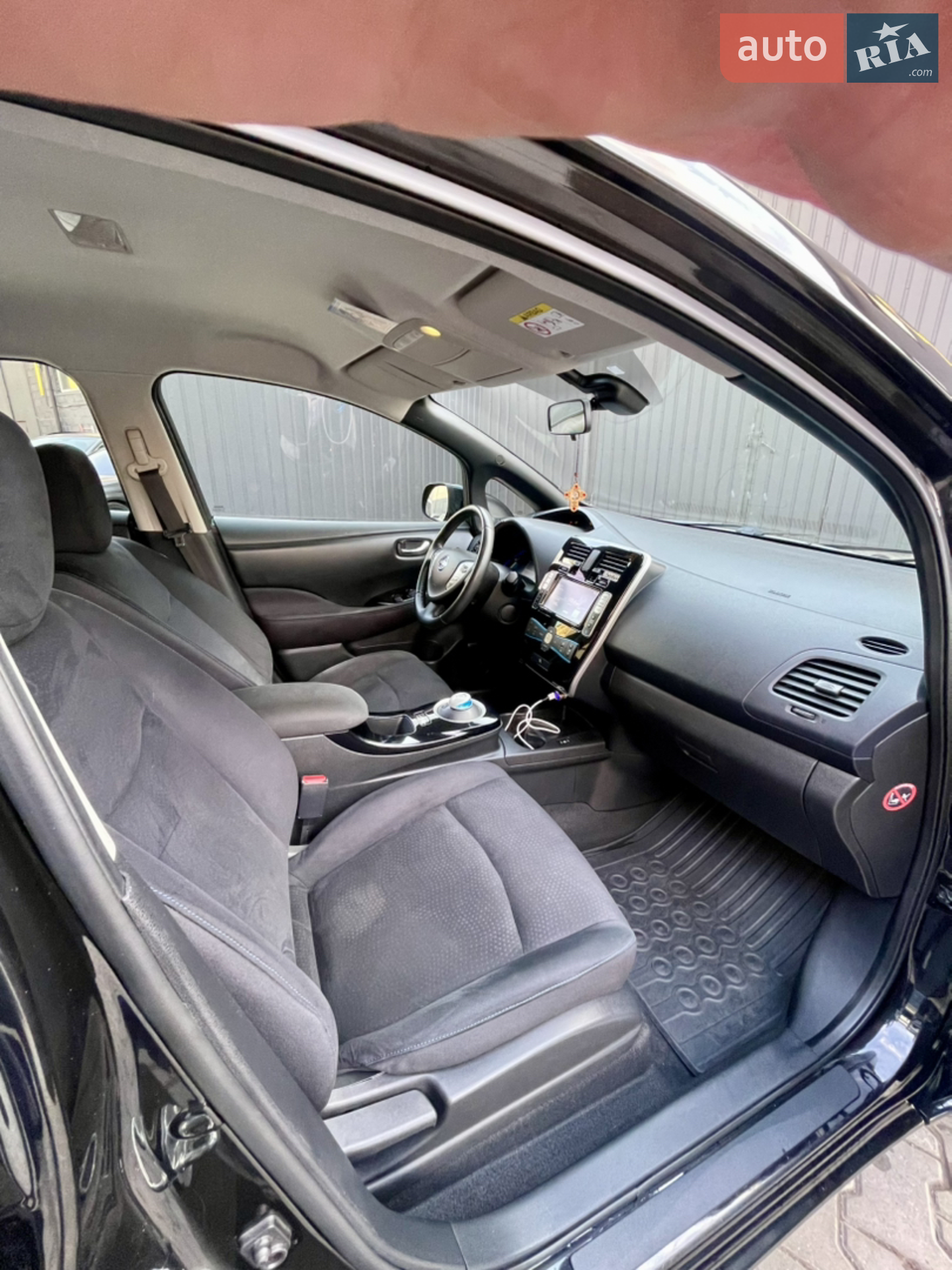 2015 Nissan Leaf - мініатюра 12