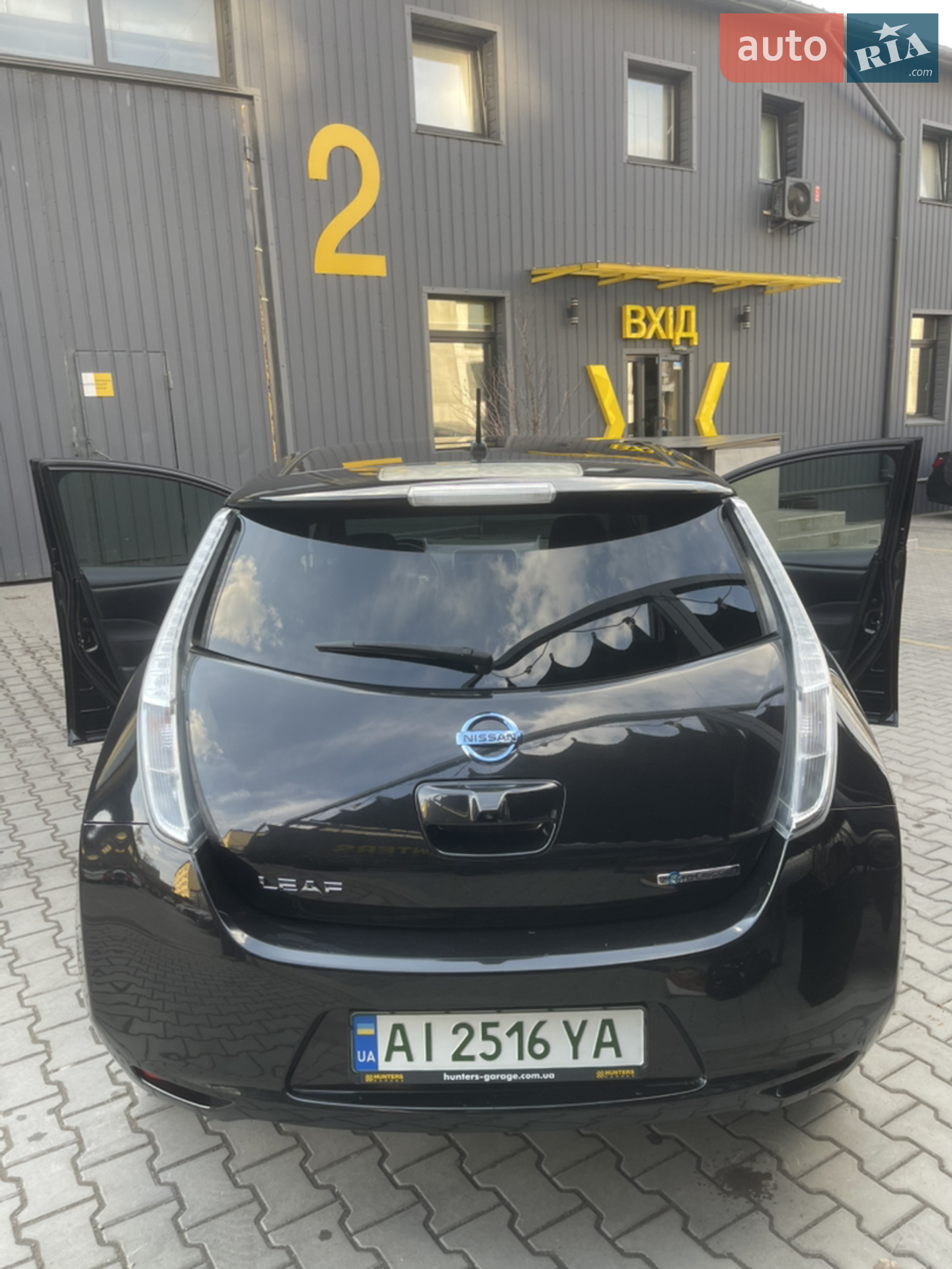 2015 Nissan Leaf - мініатюра 16