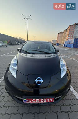 Хетчбек Nissan Leaf 2012 в Івано-Франківську