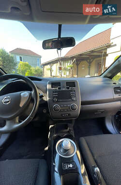 Хетчбек Nissan Leaf 2013 в Запоріжжі