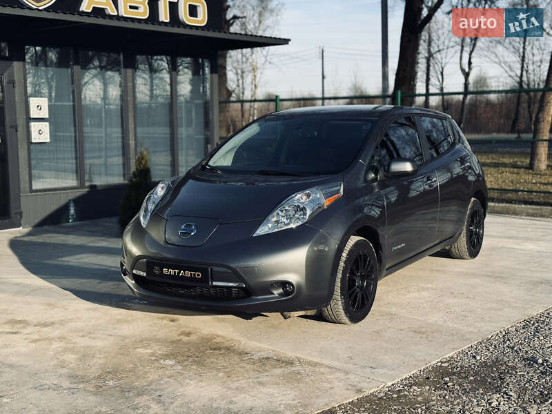 Хэтчбек Nissan Leaf 2016 в Ивано-Франковске